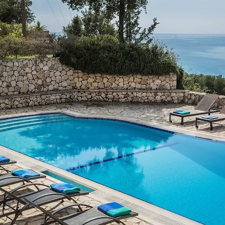 Delightful Kefalonia 3 Bedrooms Mare Blue Private Pool