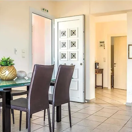 Delightful Kefalonia 3 Bedrooms Mare Blue Private Pool فيلة ترابيزاكي